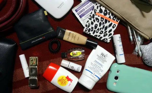 What's in My Handbag? | RatzillaCosme
